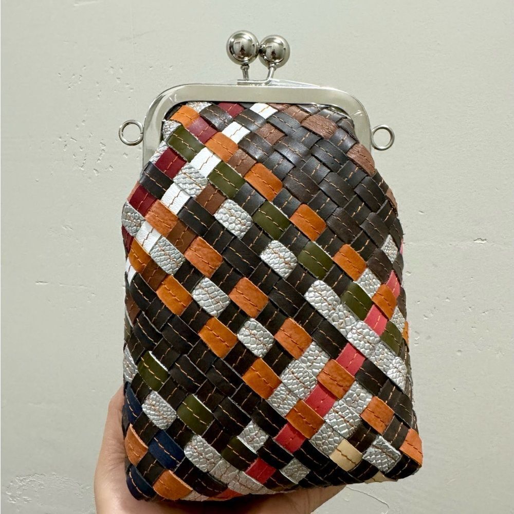 Colorful Woven Leather Handmade Kisslock Clutch/Phone Pouch/ Crossbody - Picture 8 of 16